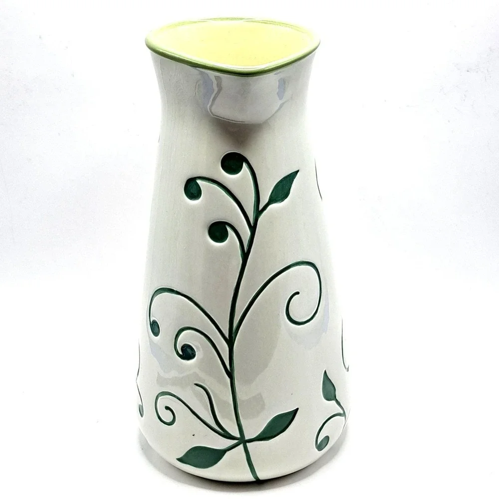 Demdaco this ceramic